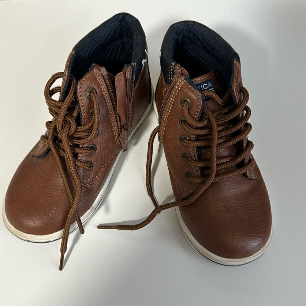 NAUTICA TODDLER BOYS BOWENSWARF HIGH TOP SNEAKER 10
